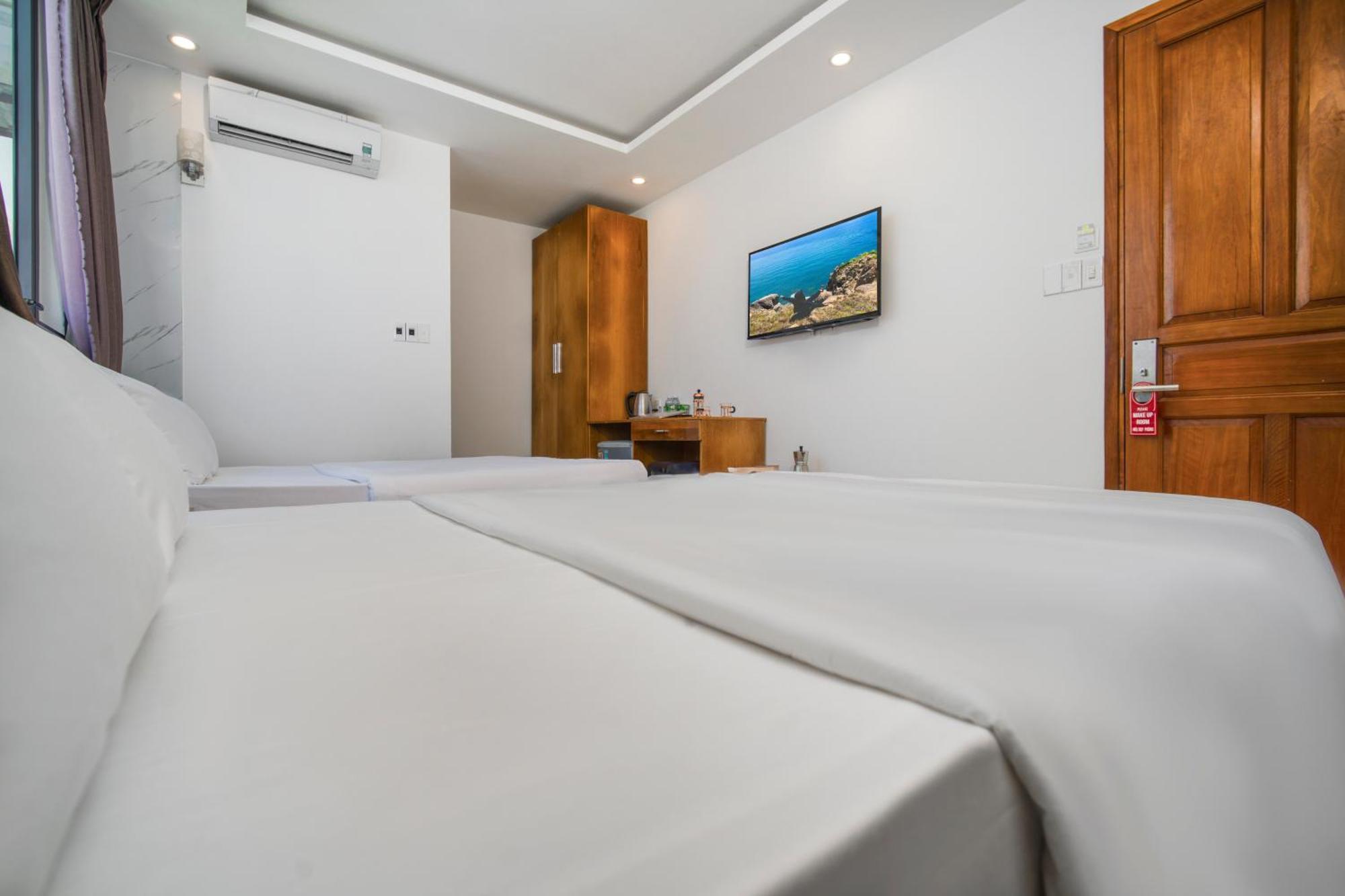 Trang Ngan Hotel By Thg Da Nang Buitenkant foto