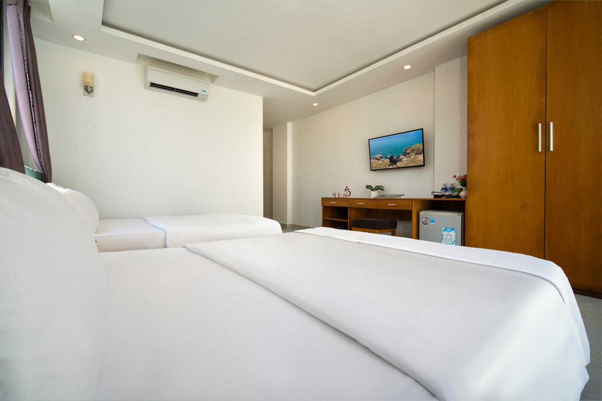 Trang Ngan Hotel By Thg Da Nang Buitenkant foto