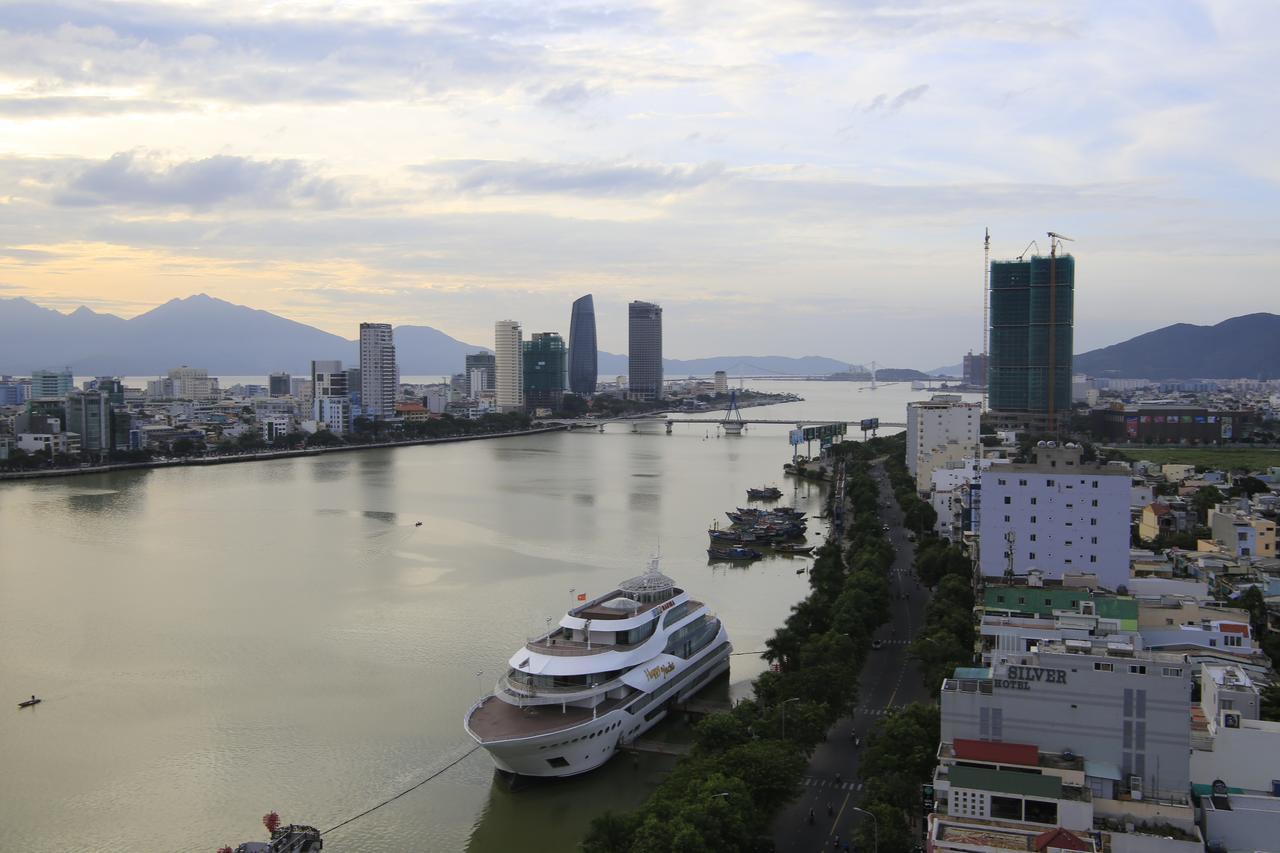 Trang Ngan Hotel By Thg Da Nang Buitenkant foto